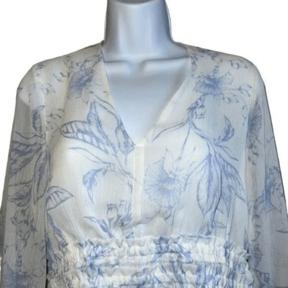EXPRESS Elasticized Waist Peplum Hem White Chiffon Floral L/S Top NWOT Small - Picture 3 of 9